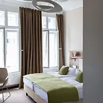 Weinhaus Uhle Ξενοδοχείο 4*